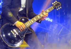 TSO-2012-003_al-black-les-paul